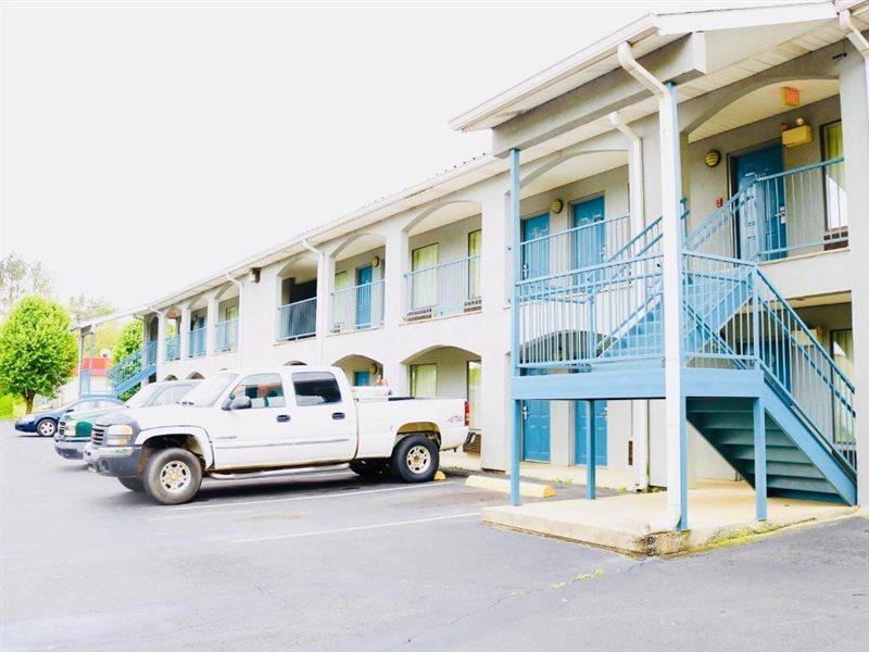 Americas Best Value Inn - Rome Lindale Экстерьер фото
