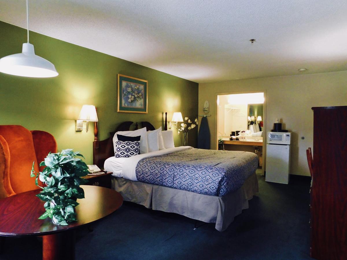 Americas Best Value Inn - Rome Lindale Экстерьер фото